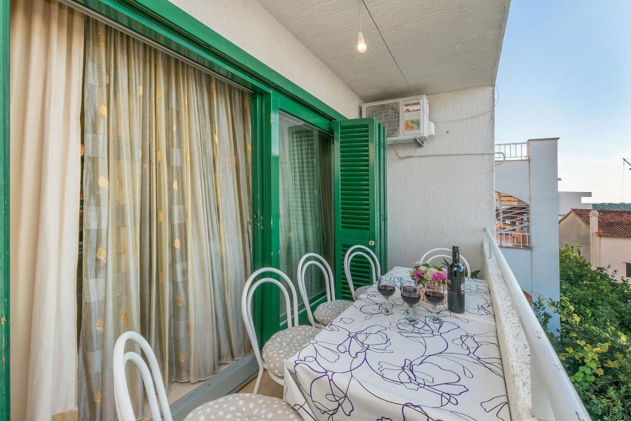 Apartments Miljenko Makarska Eksteriør bilde